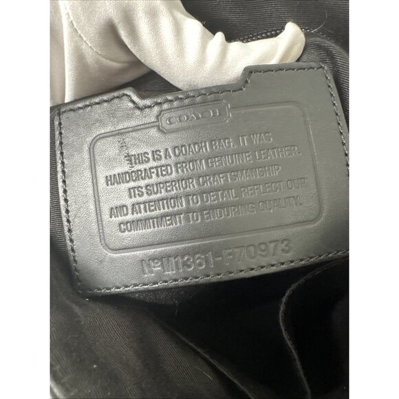 Coach Black Leather Crossbody Messenger Bag With Adjustable Strap & Zip Pocket - Picture 15 of 16